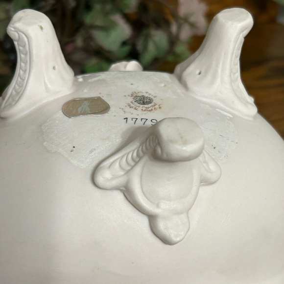 Vintage Lefton China Hand-Painted Flower Bud Vase 1186 and Candy Dish 1779 Set - Picture 11 of 17